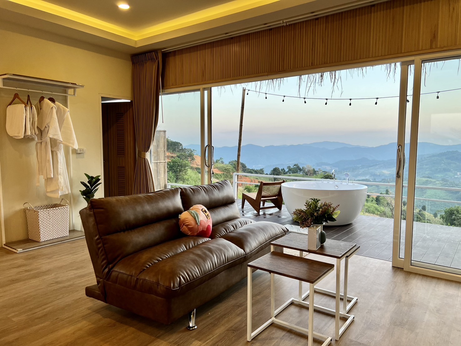 Bella Lunar Villa